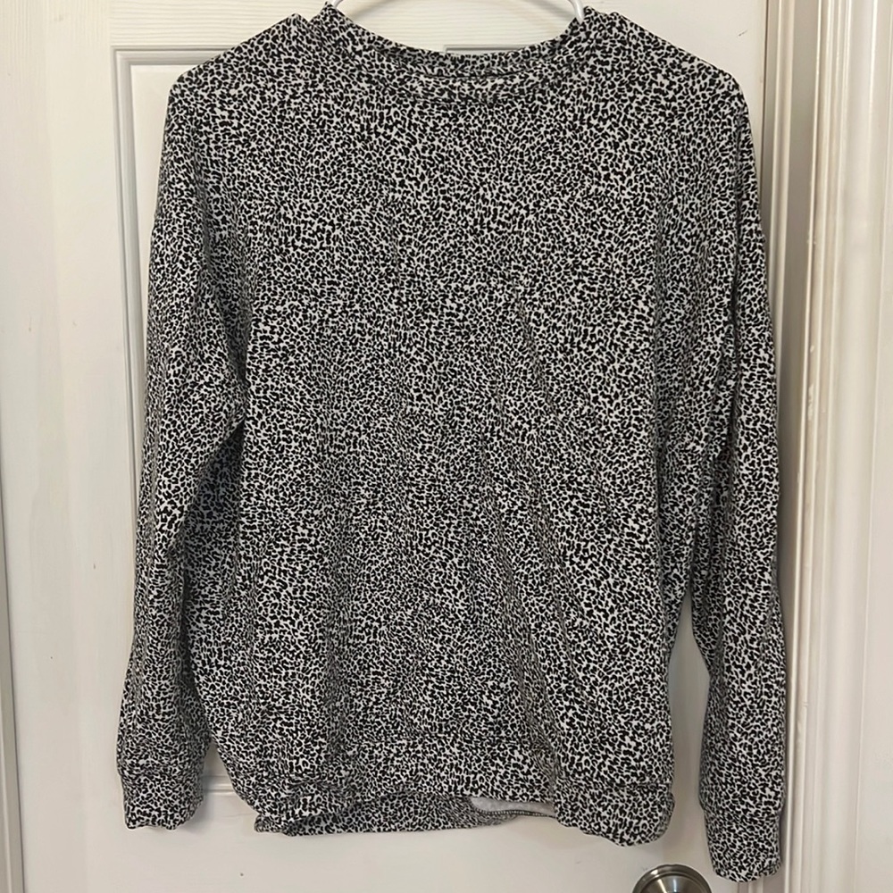 ATHLETA Cheetah Print Pullover Sweater